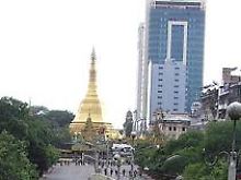 Straße zur Shwedagon-Pagode