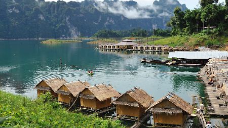 Bioküche in malerischer Natur - das ist das Konzept des Thanyamundra Resorts am Khao-Sok-Nationalpark in Thailand.
