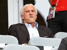 Rudi Völler ist mal wieder außer sich vor Wut - zurecht.