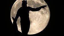 Mythen und Fakten: Der Mond
