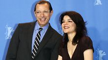 International unterwegs, hier mit Jeff Goldblum auf der Berlinale.