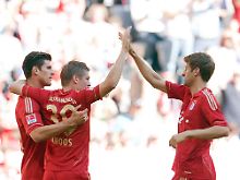 Jubeln wie bei Jogi: Mario Gomez, Toni Kroos und Thomas Müller.