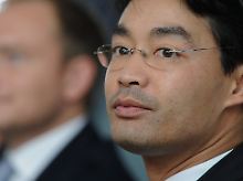 Minister Rösler setzt sich gegen Denkverbote zur Wehr.