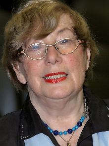 Langer (Archivfoto 2006) wird "Täuschung ihres Publikums über Totalität und Kausalität des Nahostkonfliktes" vorgeworfen. Sie setzt sich seit Jahrzehnten für die Rechte palästinensischer Häftlinge in den von Israel besetzten Gebieten ein.