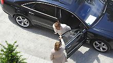 Dienstwagen im Urlaub: Kritik an Schmidt berechtigt?