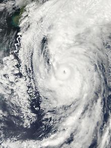 Das Satellitenfoto der NASA von 20. September zeigt den Taifun südlich von Japan.