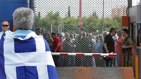 Die Proteste in Griechenland gegen die Sparpläne der Regierung und das Vorgehen der "Troika" dauern an.