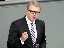 Schäfler verteidigt die Befragung stets als vorbildlich demokratisches Element.