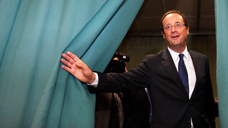Hollande hatte bereits in Umfragen vorn gelegen.