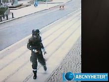 Breivik kurz vor der Explosion der Autobombe in Oslo.