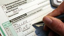 Wer seine Steuererklärung in elektronischer Form abgibt, darf auf schnellere Bearbeitung hoffen.