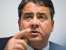 SPD-Chef Sigmar Gabriel will Banken keine Freibriefe mehr ausstellen.