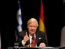 Helmut Schmidt findet klare Worte.