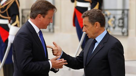 Klare Wort fand Sarkozy gegenüber Cameron (Archivbild).