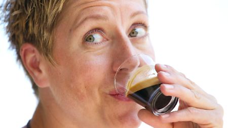 Vor allem Frauen profitieren: Kaffee schützt vor Hautkrebs