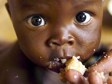 Weltweit sterben täglich 13.000 Kinder an Hunger.
