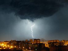 Wärmegewitter über Oviedo.