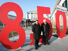 SPD-Chef Gabriel und DGB-Chef Sommer fordern mindestens 8,50 Euro für alle Branchen.