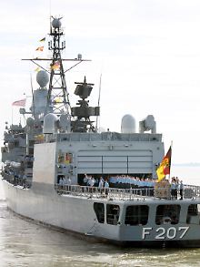 Die "Bremen" beim Auslaufen aus Wilhelmshaven Ende Juli.