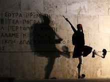 In ehrendem Gedenken: Athen könnte die Mahnmale erhalten und trotzdem an den Waffen sparen.