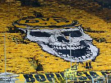 Pauschale Verbote betreffen alle Stadionbesucher - und damit auch die friedliche Mehrheit.