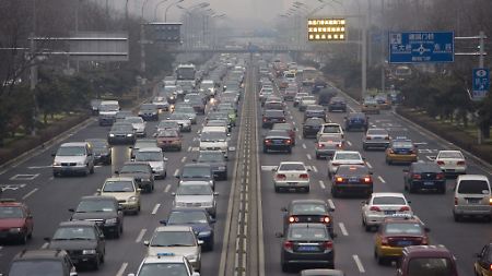 Allein in Peking werden täglich 15.000 Autos neu zugelassen.