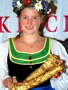 Zwar keine Göttin, doch auch etwas geheimnisvoll: die fränkische Meerrettich-Fee Monika.