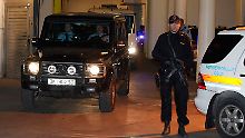 Breivik erreicht das Gericht.