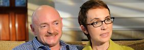 Kelly und Giffords zeigten sich sehr innig.