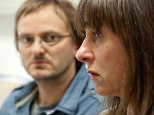 Frank Lange (Milan Peschel) und seine Frau Simone (Steffi Kühnert) erfahren die Diagnose: Hirntumor. 
