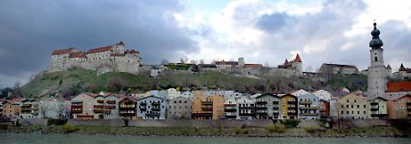 Die nun offiziell längste Burganlage der Welt in Burghausen.