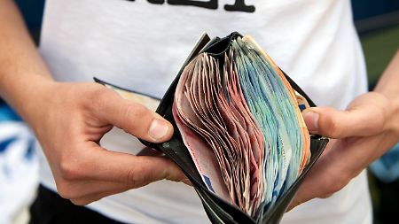 Was Verbraucher noch erledigen sollten: Geld sparen vor dem Jahresende