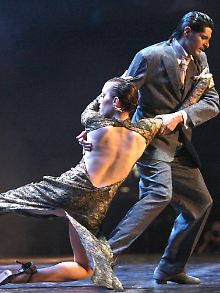 Die argentinische Paar Manuela Rossi und Cristian David Correa holten den zweiten Platz in der Kategorie "Tango Escenario".