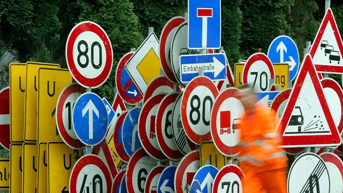 Sechs fallen weg, vier gibt es neu: Licht im Schilderwald