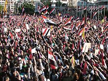 Das Regime gibt sich nicht geschlagen: Pro-Assad-Demonstration in Lattakia. 