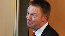 Heftig umworben wird SPD-Landeschef Matschie von Linken und CDU.