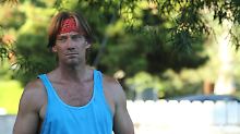 Brando versucht sich als "Poolboy" nach seiner Rückkehr aus Vietnam.