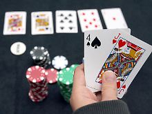 Pokerspiele gibt es im Internet reichlich. 