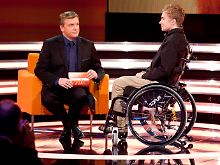 Hape Kerkeling und Samuel Koch.