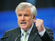 CSU-Chef Seehofer kämpft um Zweitstimmen.