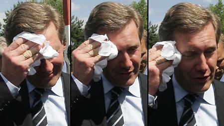 Bei Online-Wettanbietern kann man bereits darauf setzen, wie lange sich Wulff noch im Amt hält.