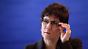 Kramp-Karrenbauer kündigt die Koalition auf.