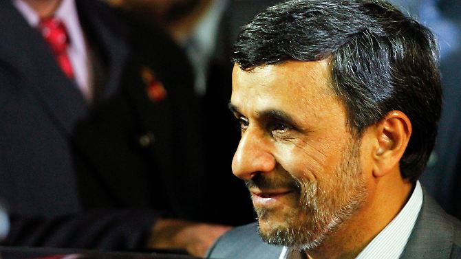 Präsident Mahmud Ahmadinedschad hat aus Protest den iranischen Botschafter in Dänemark einbestellt.