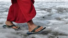 Winterfrust und Winterlust : Die halbe Welt versinkt im Schnee