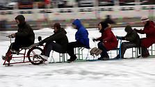 Winterfrust und Winterlust : Die halbe Welt versinkt im Schnee