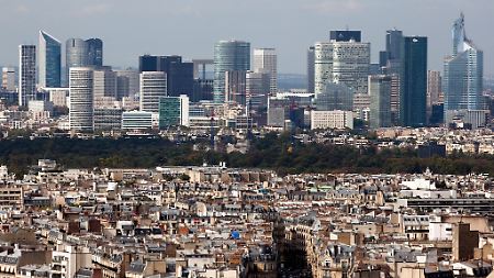 Symbol französischer Wirtschaftskraft: "La Defense" in Paris.