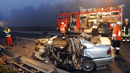 Fünf Menschen starben bei dem Unfall.
