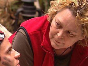 Ramona Leiß entpuppt sich als Putzteufel.