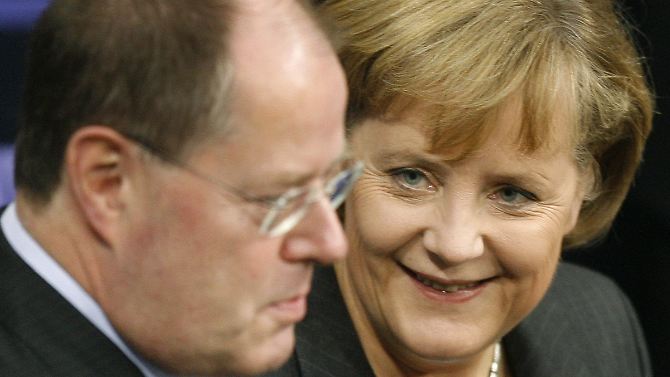 Im direkten Duell hätte auch Peer Steinbrück als Kanzlerkandidat keine Chance gegen Merkel.