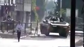 Die Stadt Homs ist eines der Zentren der Proteste. Die Regierungstruppen rückten vergangenes Jahr mit Panzern in die Stadt ein und jagten Deserteure.